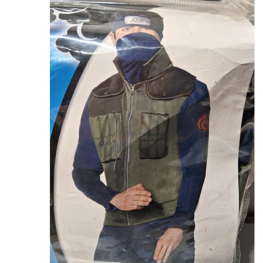 Spirit Halloween Naruto Shippuden Kakashi Hatake Cosplay Costume Adult Medium